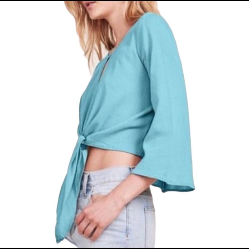 open top Jack bb Dakota size S NWOT, Lake Blue Front Tie Crop top